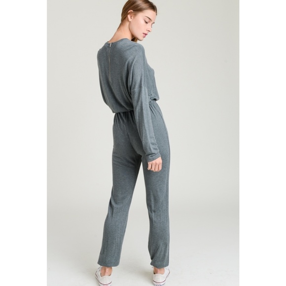 Long Sleeve Choker Jumpsuit - Picture 4 of 4